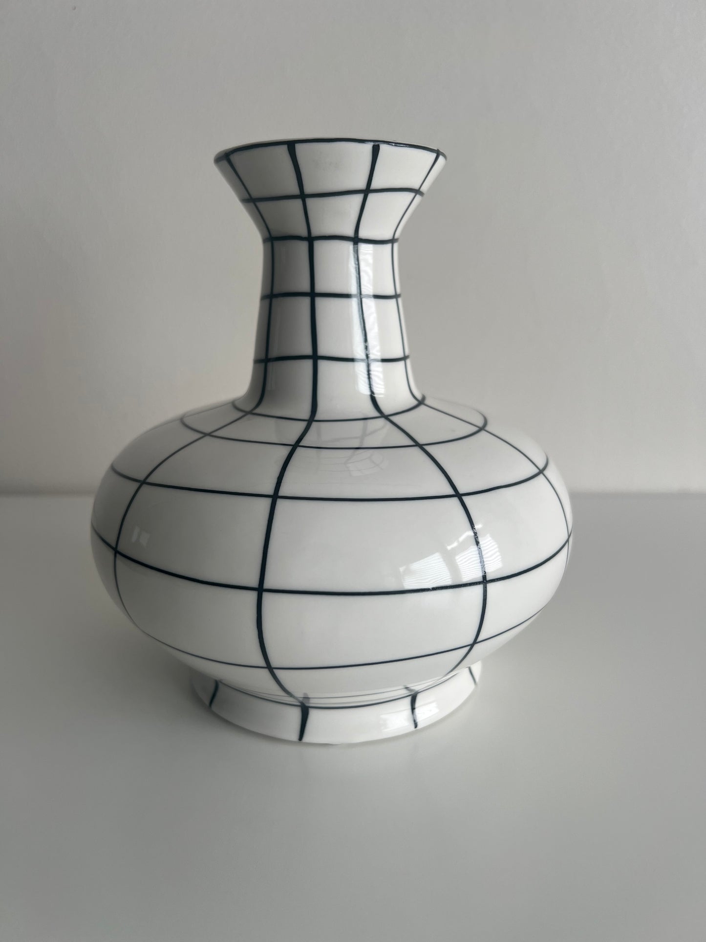 Black and white checkered vase